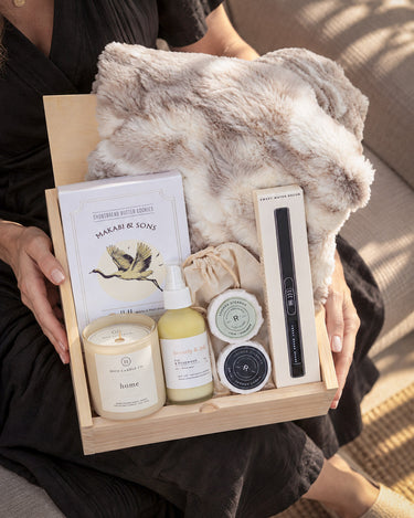 Luxury gift boxes for clients and employees | Dusky Lark