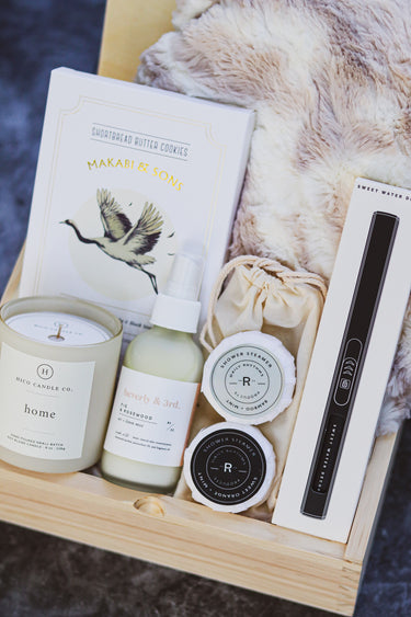 Luxury gift boxes for clients and employees | Dusky Lark