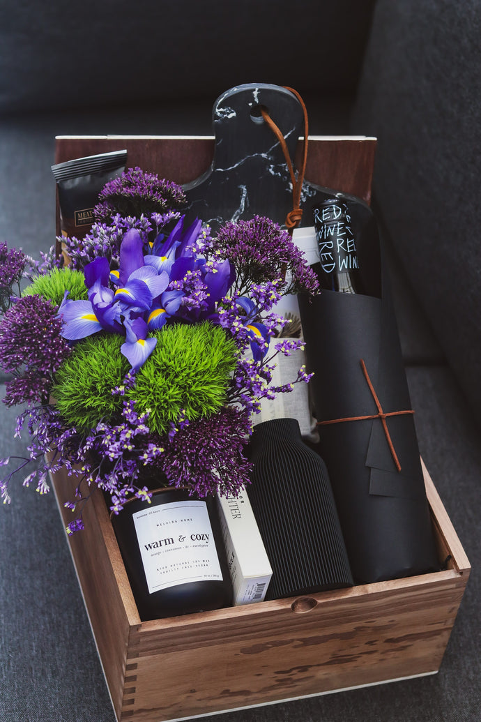 Curated business gift boxes | Dusky Lark