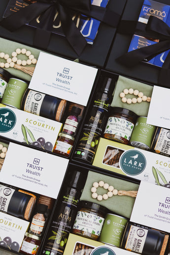 Personalized Luxury Gift Boxes
For Meaningful Occasions &
Corporate Gifting | Dusky Lark