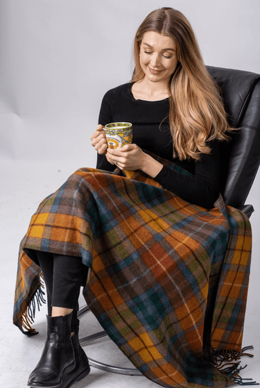 The Lake House - DUSKY LARK